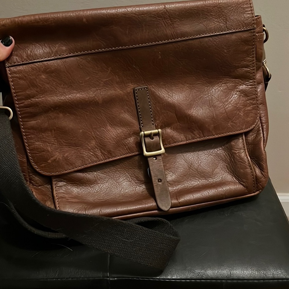 Fossil Messenger Bag distressed small